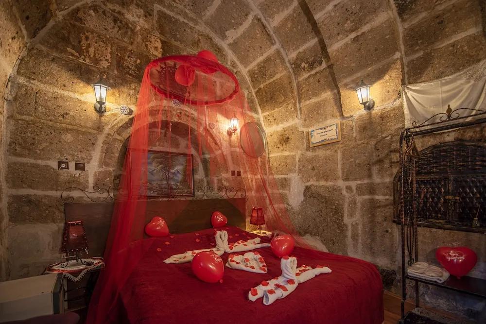 Double or Twin Cave Room