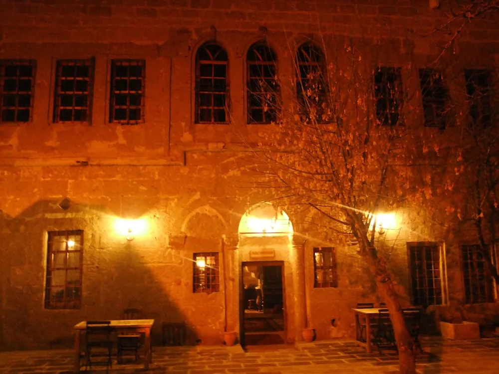 Double or Twin Cave Room