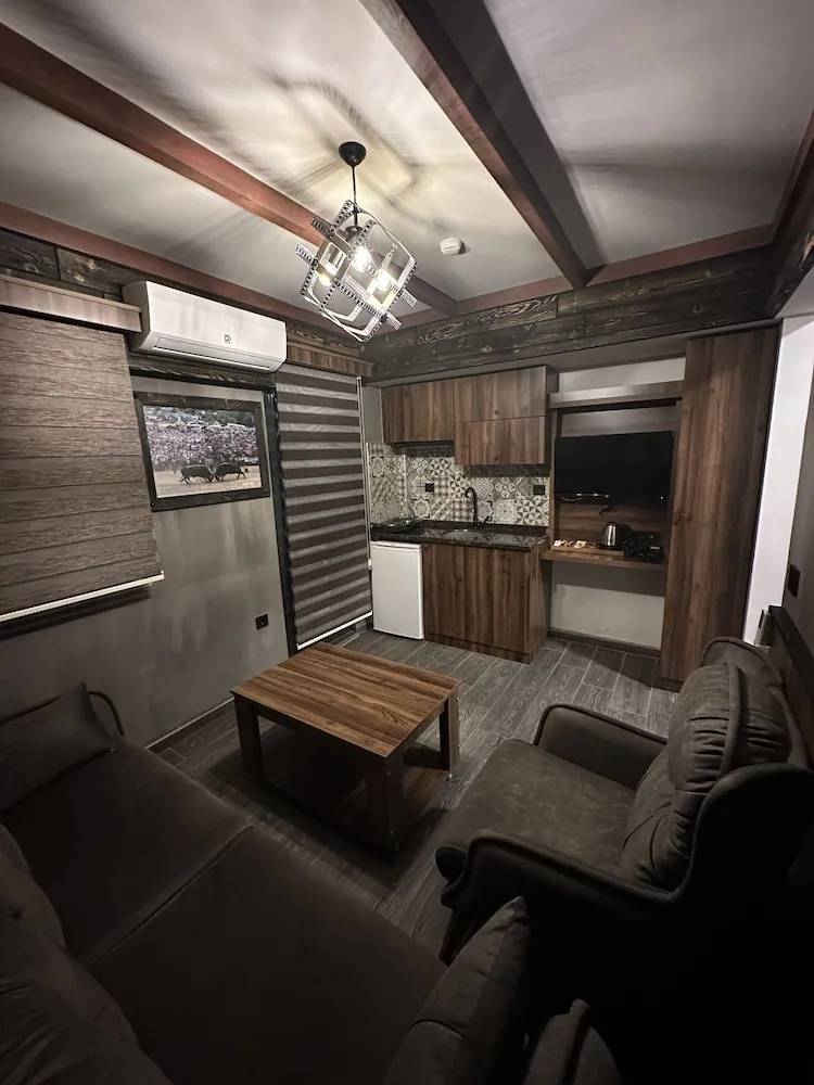 Luxury Tek Büyük veya İki Ayrı Yataklı Oda