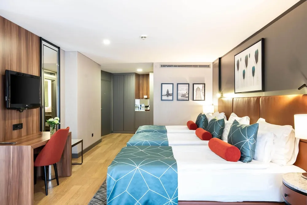Deluxe Oda, Kısmi Deniz Manzaralı