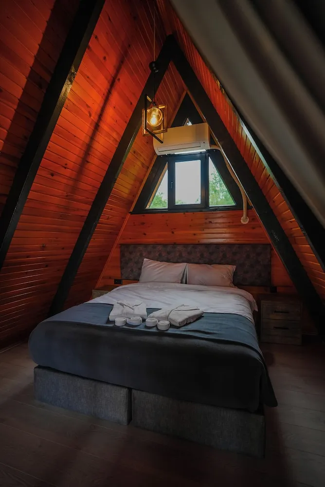 Deluxe Bungalov, 1 Yatak Odası, Göl Manzaralı