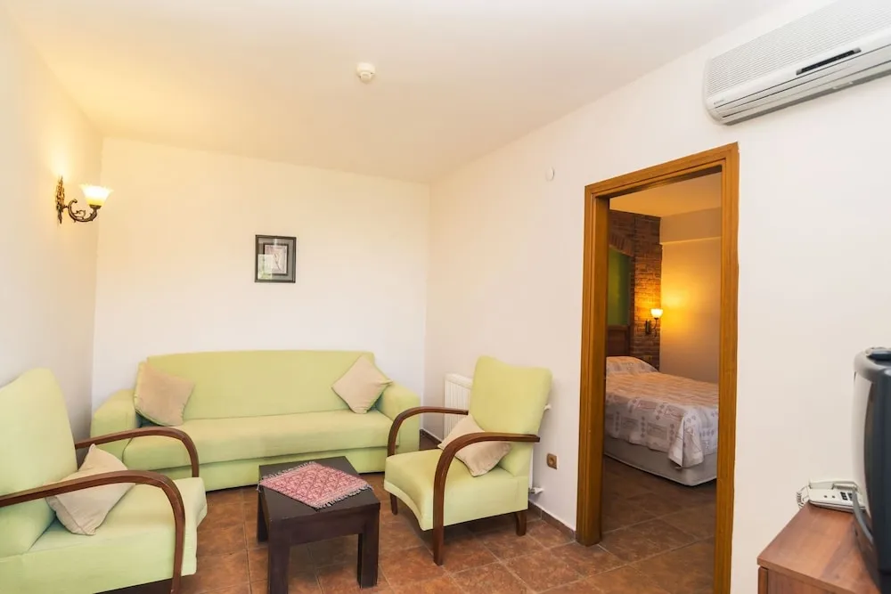 Hotel Suite
