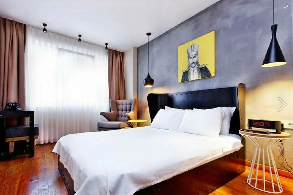Select Double \ Twin Room