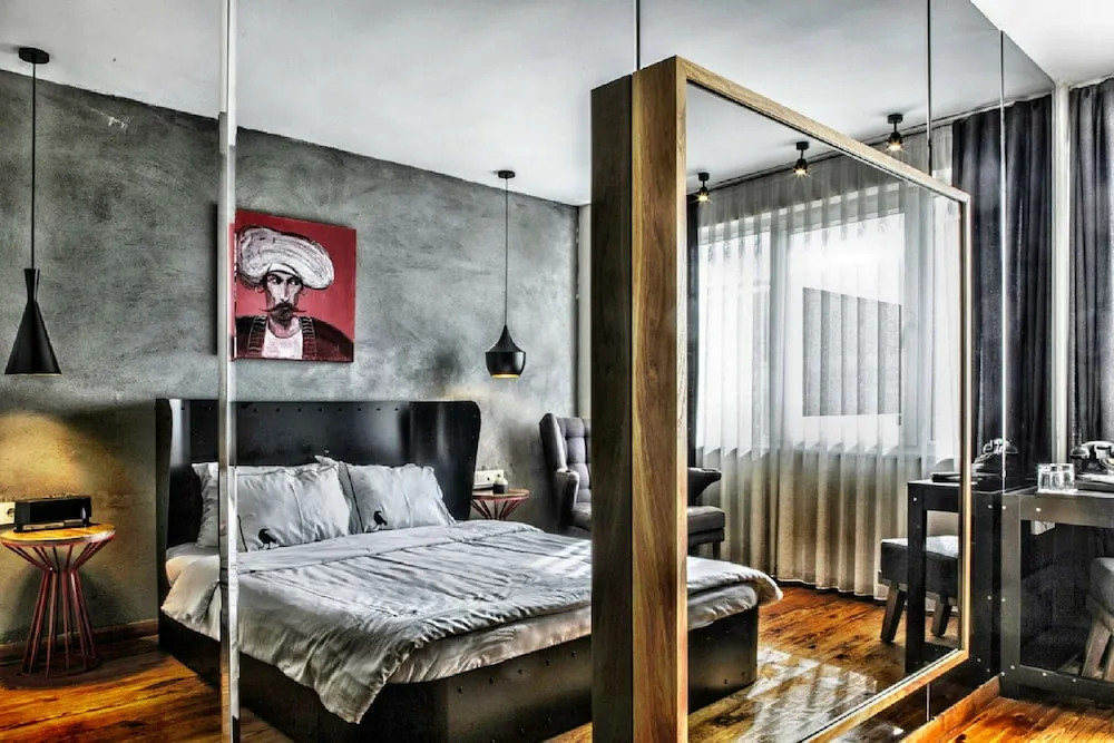 Select Double \ Twin Room