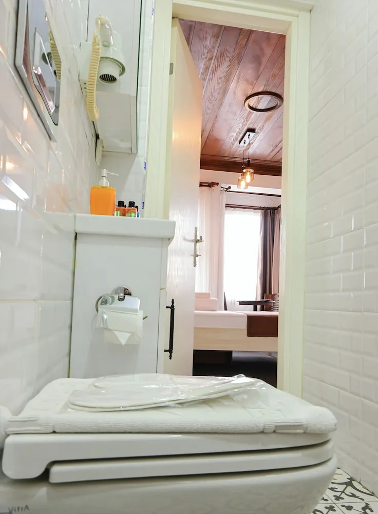 King Deluxe Büyük Yatakli Oda, Deniz Manzarali