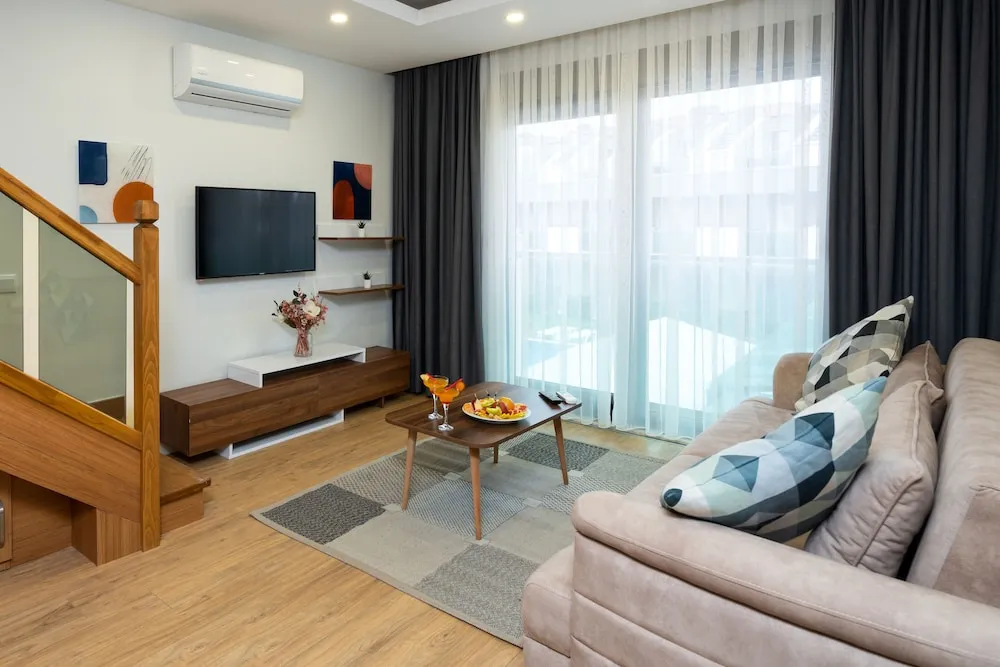 Dubleks, 1 Çift Kişilik Yatak ve Çekyat, Havuz Manzaralı