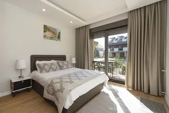 Veranda Beach Suites