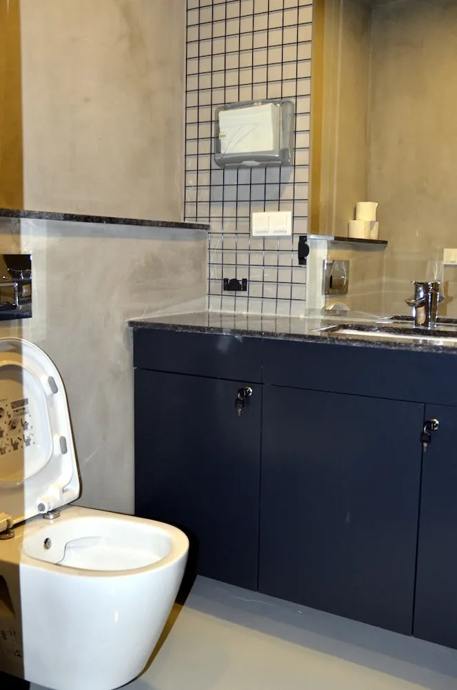 Standard Ortak Ranzalı Oda, Sadece kadınlar için