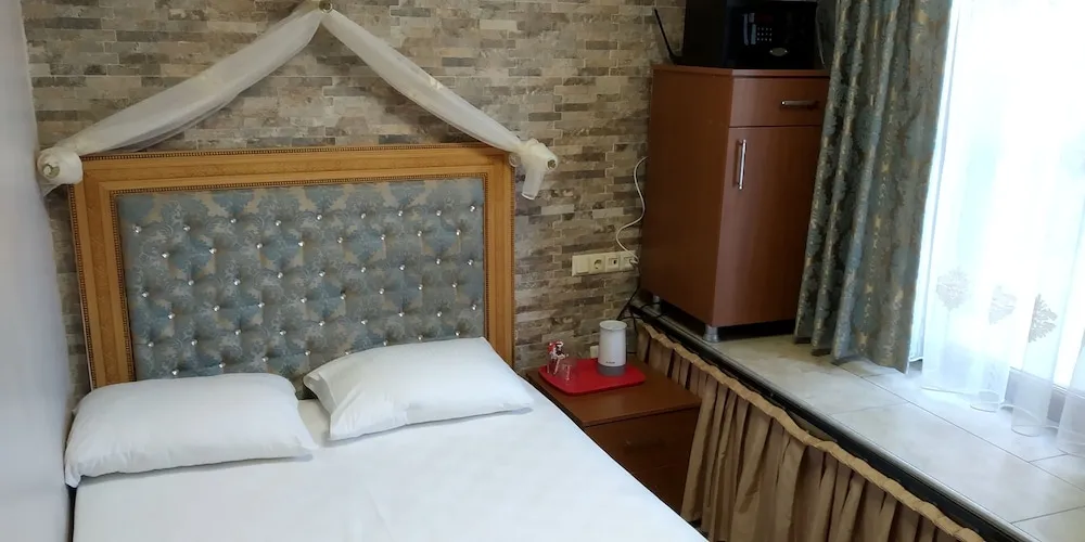 Economy Tek Kisilik Oda, Bahce Manzarali , Bodrum Kati