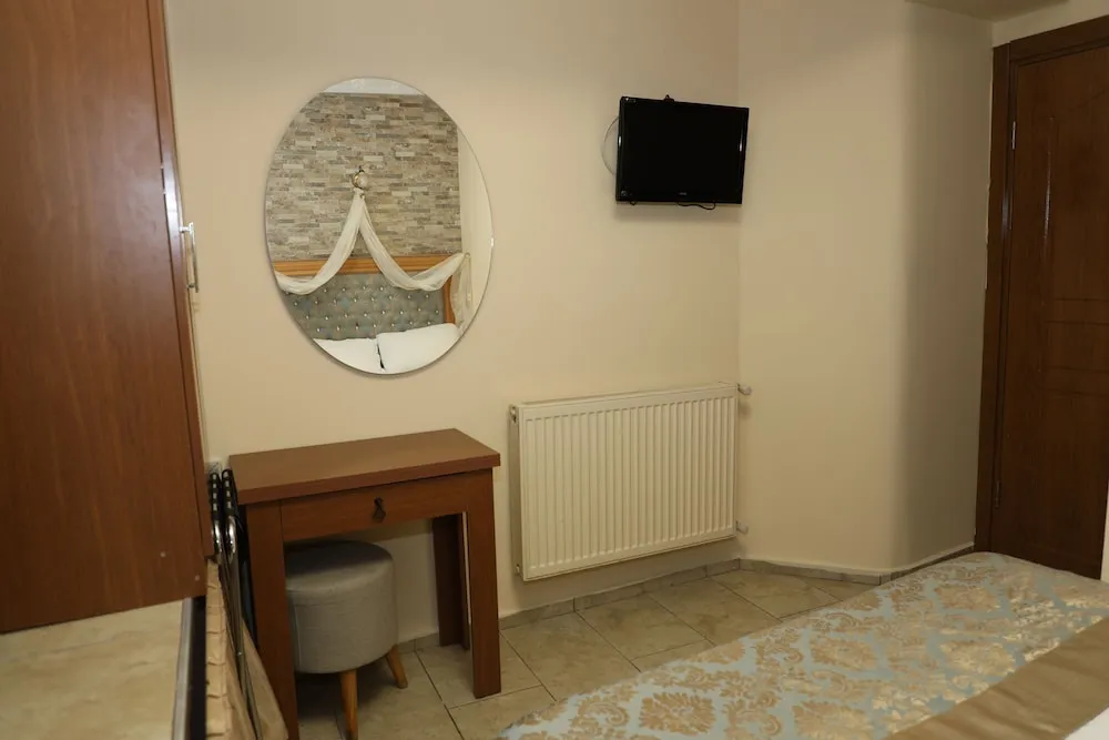 Economy Tek Kisilik Oda, Bahce Manzarali , Bodrum Kati