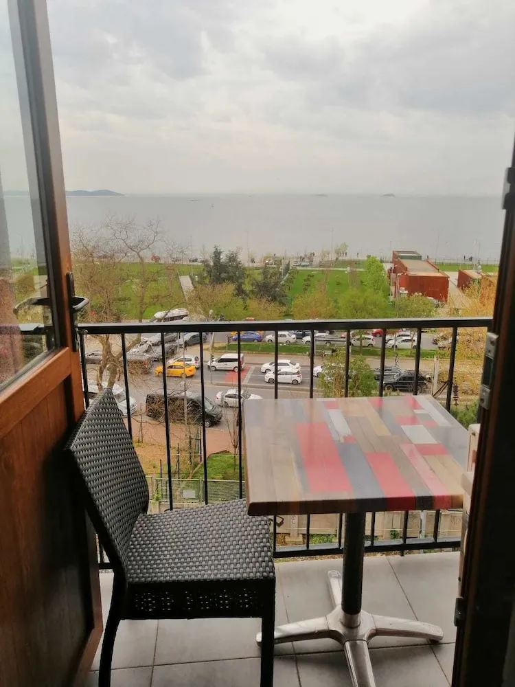 Double Room with Balcony and Sea View