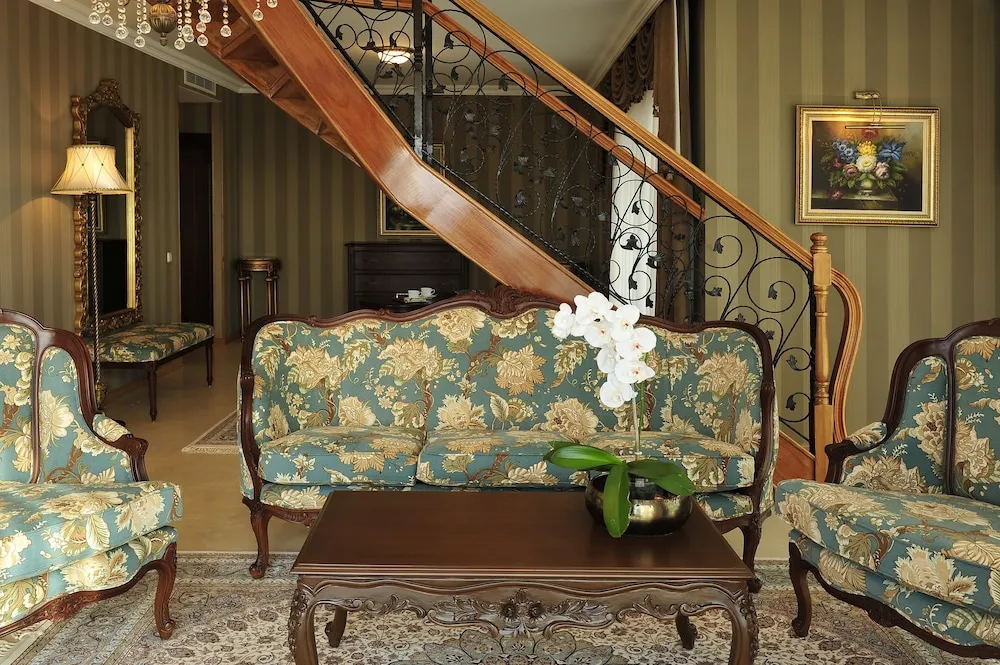 King Suite with Sea View