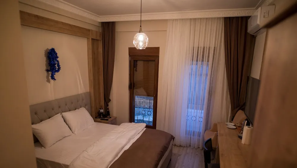 Deluxe Tek Büyük Yataklı Oda, Dağ Manzaralı