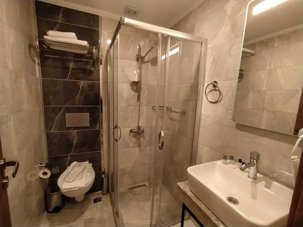Standard Üç Kişilik Oda