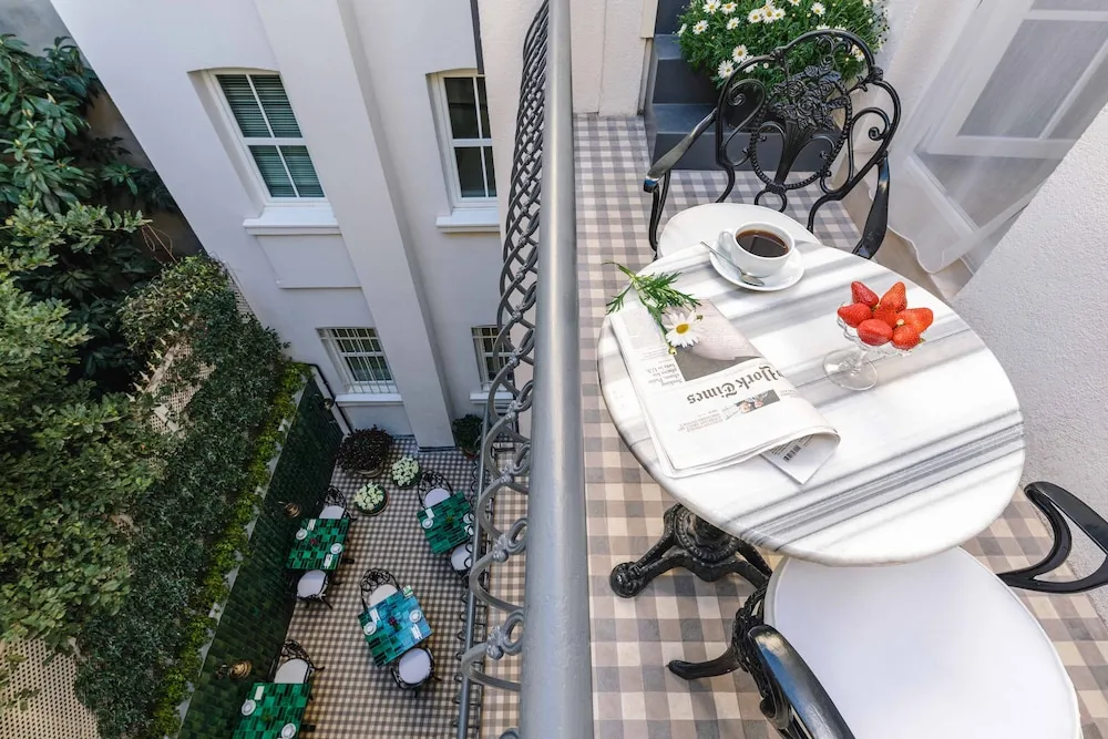 Deluxe Oda, Balkon