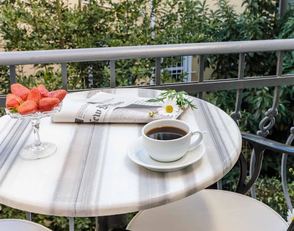 Deluxe Oda, Balkon