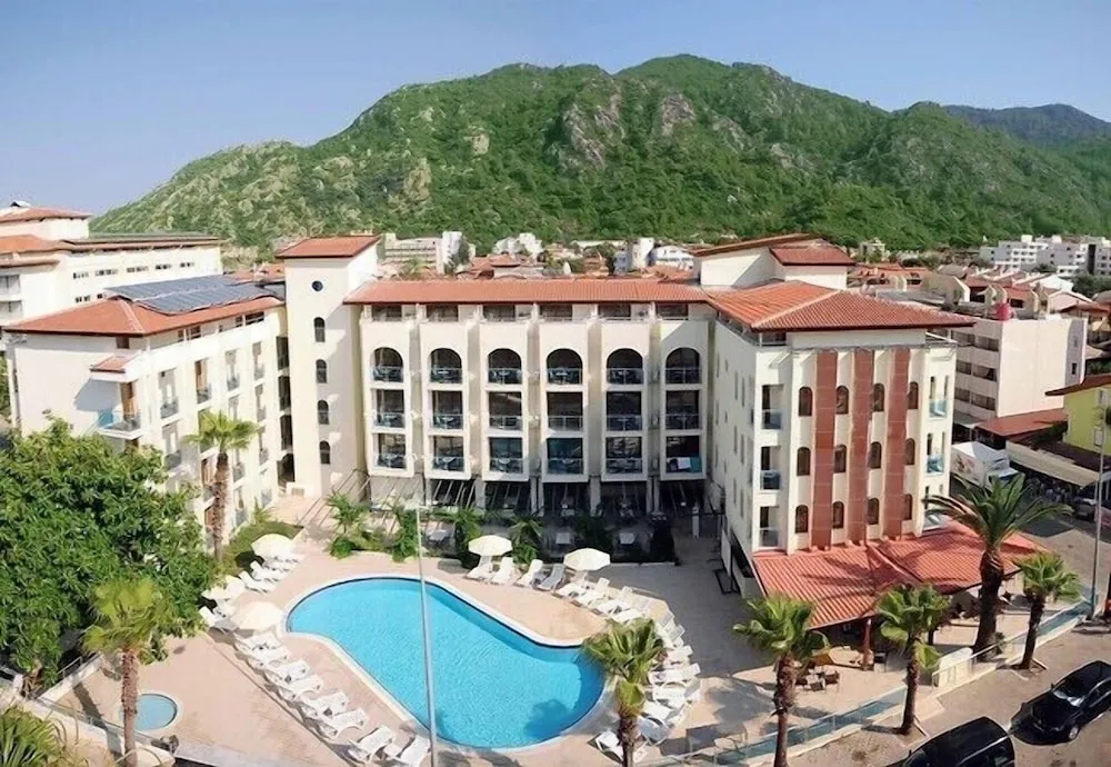 Diana Hotel İçmeler