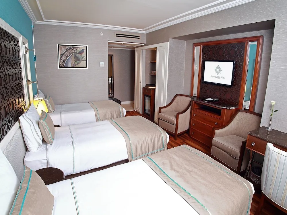 Deluxe Üç Kişilik Oda