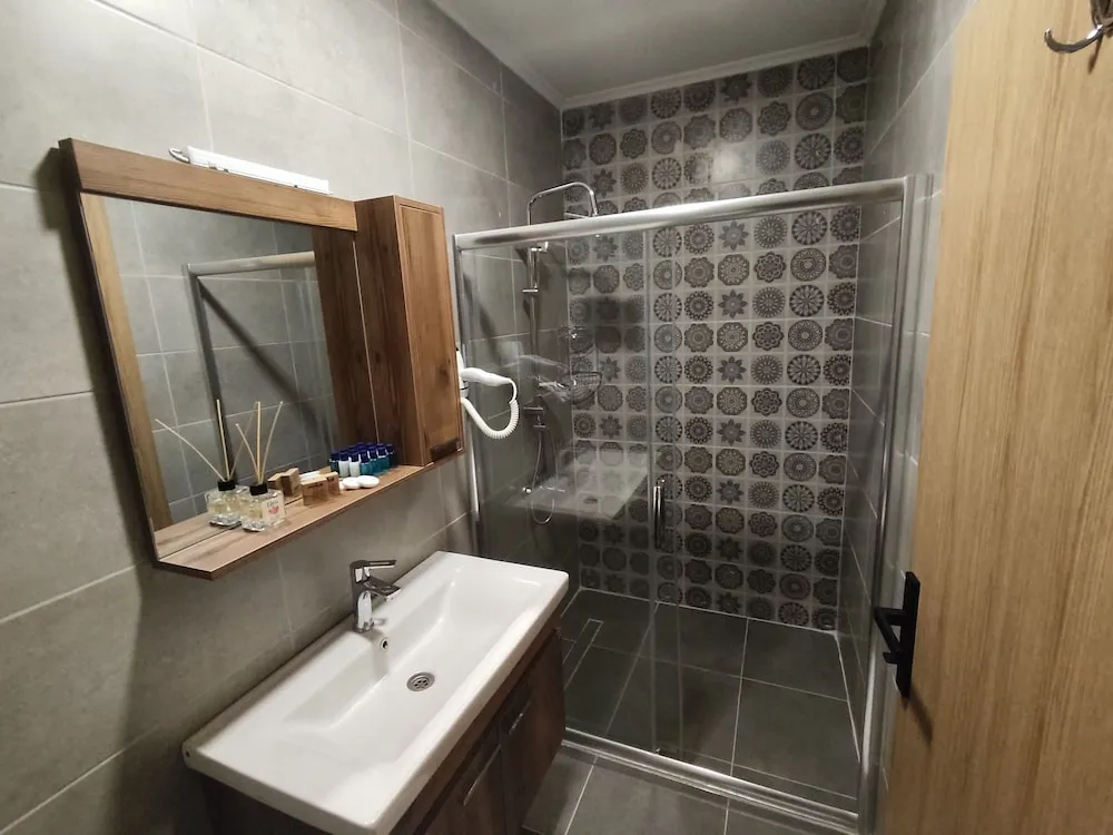 Standard Çatı Katı Süiti (Penthouse)