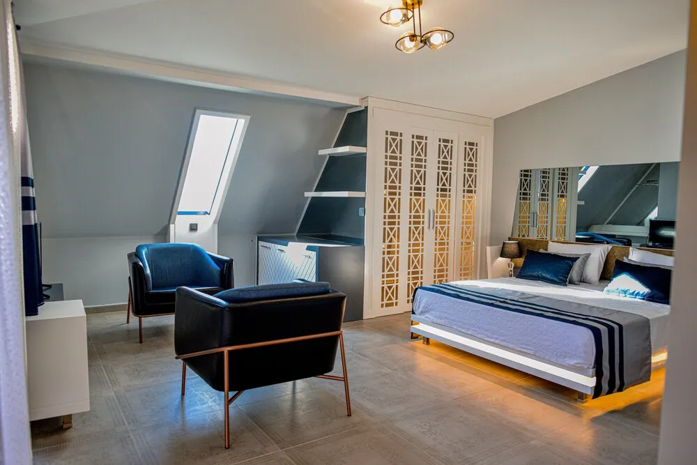 Deluxe Tek Büyük Yataklı Oda