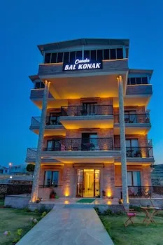 Cunda Bal Konak