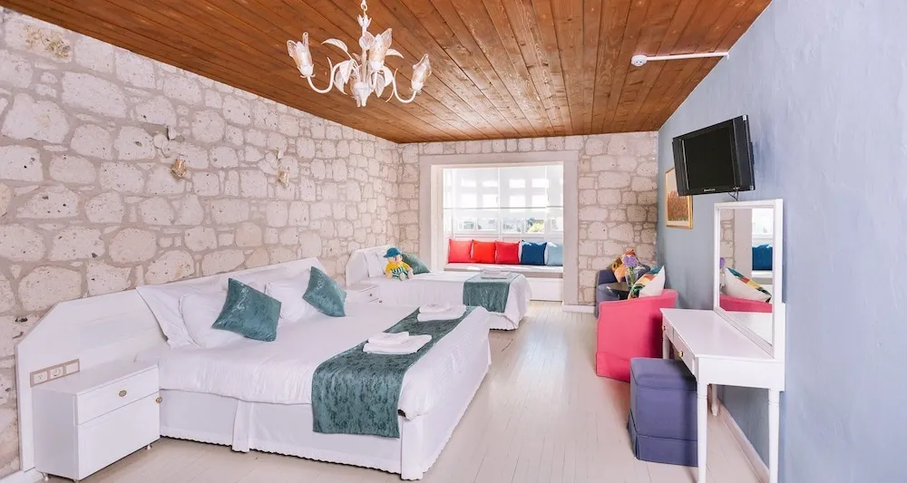 Superior Triple Room