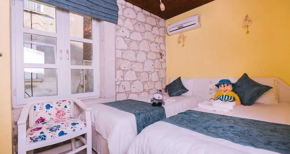 Deluxe Quadruple Room
