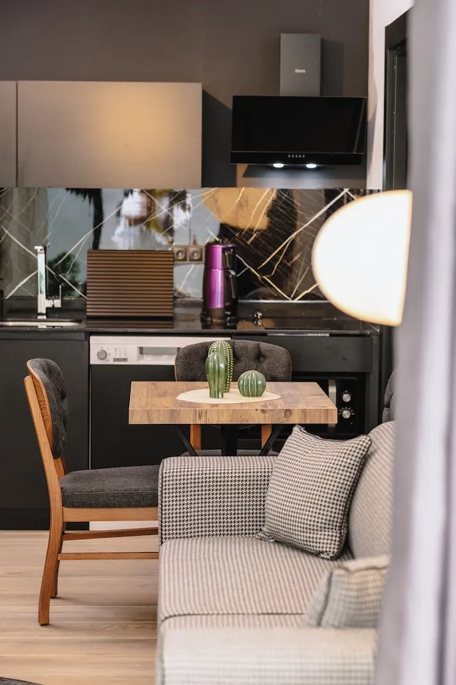 Deluxe Tek Büyük Yataklı Oda