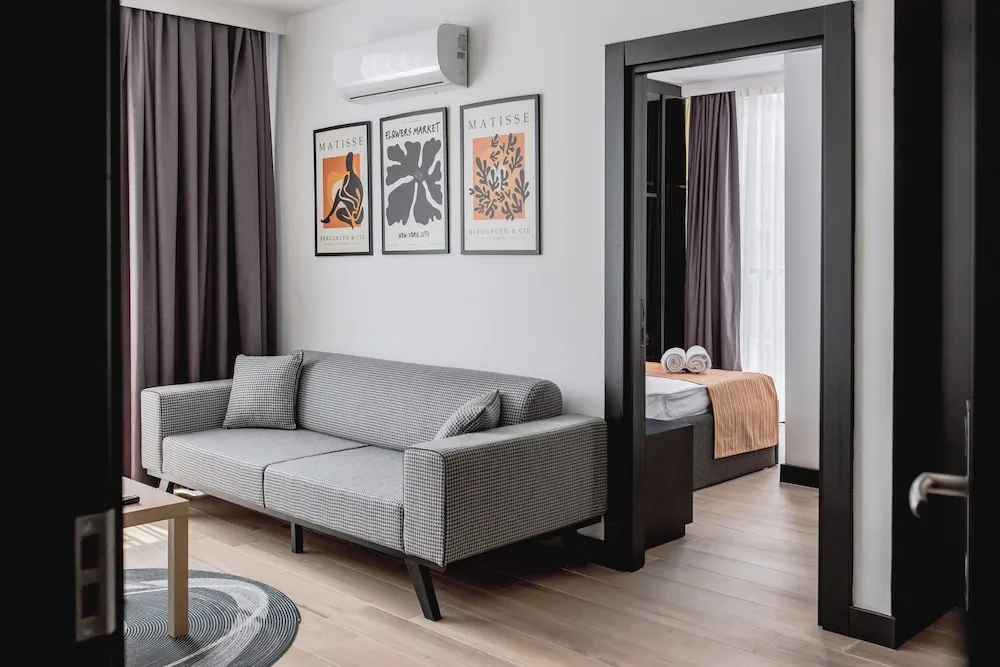 Deluxe Tek Büyük Yataklı Oda