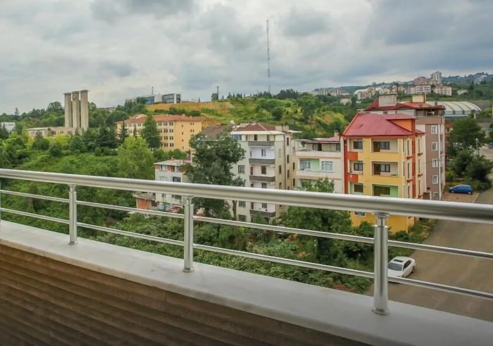 SEHIR VE DOGA MANZARALI ODA