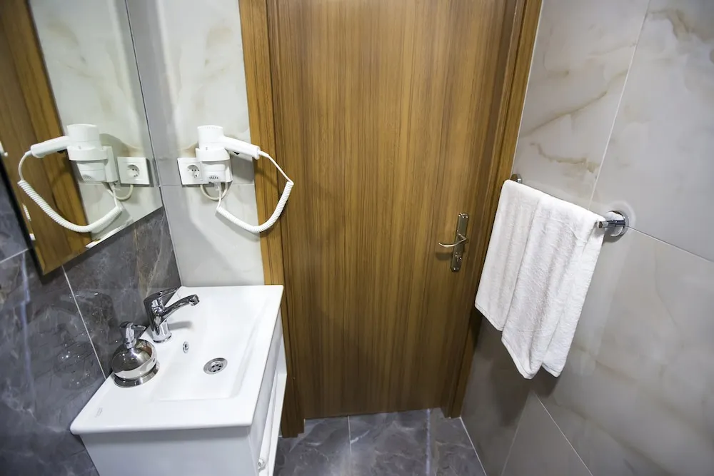 Deluxe Üç Kişilik Oda