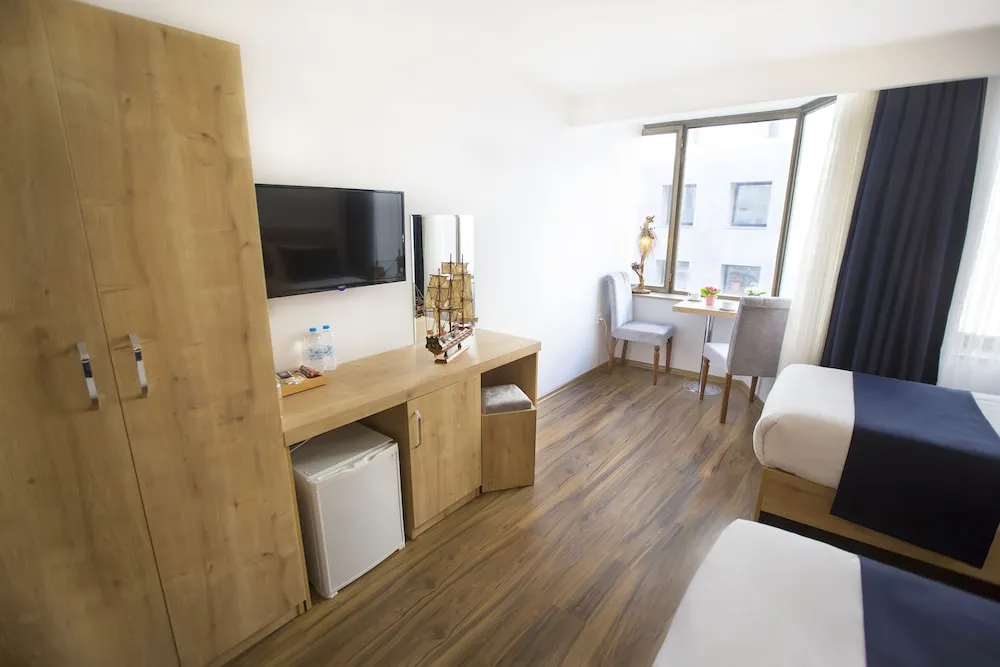 Deluxe Üç Kişilik Oda