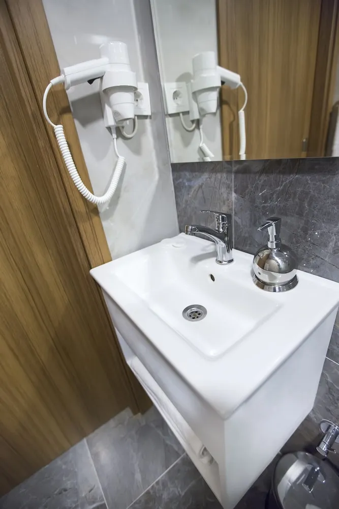 Deluxe Tek Büyük veya İki Ayrı Yataklı Oda