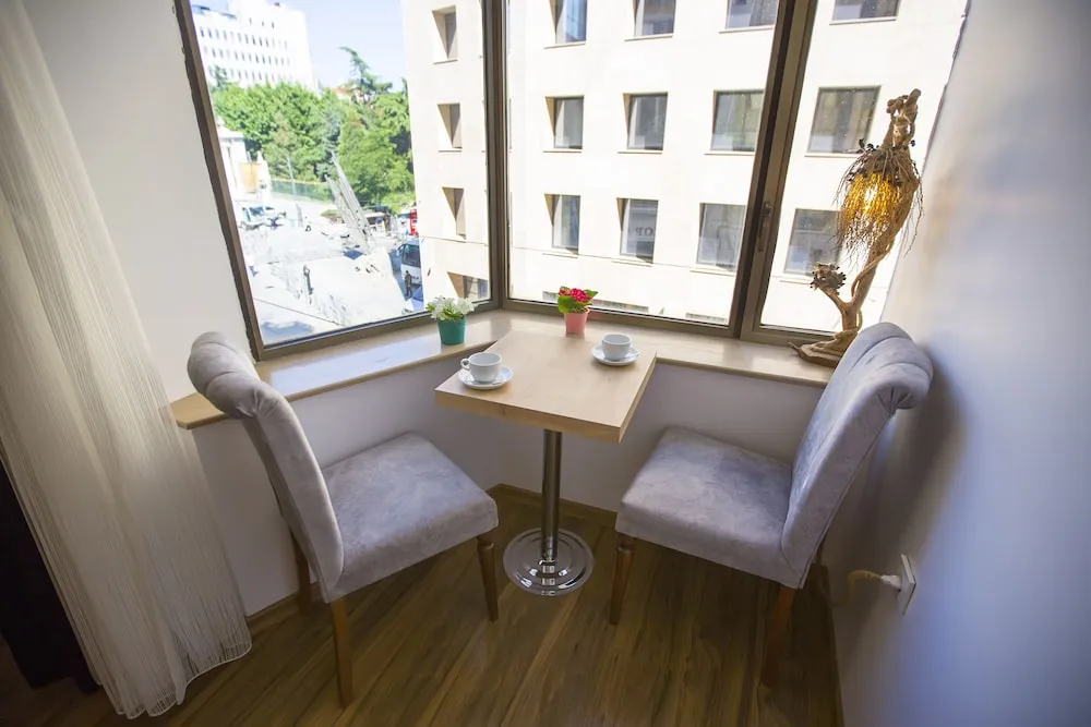 Deluxe Tek Büyük veya İki Ayrı Yataklı Oda