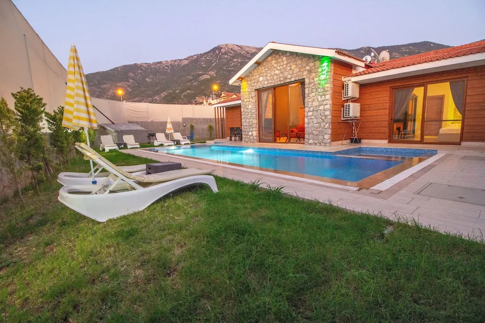 Tlos 5 Villa