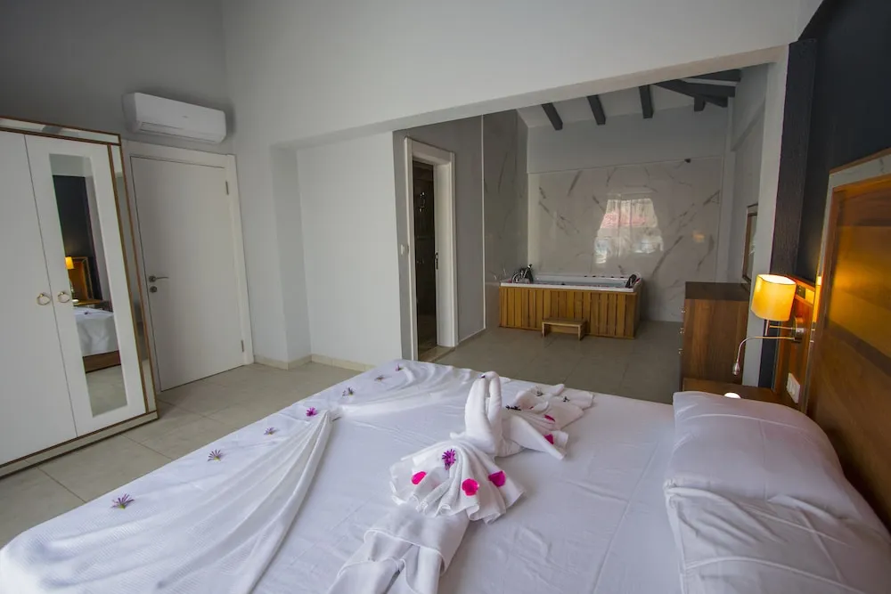 Likya 9 Villa
