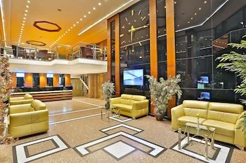 Grand Madrid Hotel