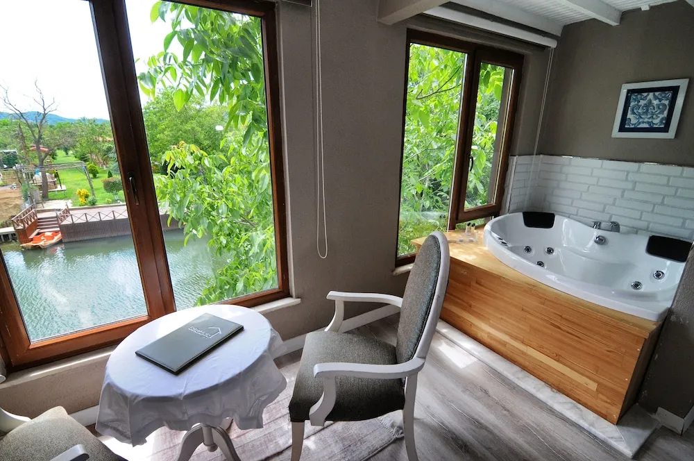 Incir Deluxe Suite