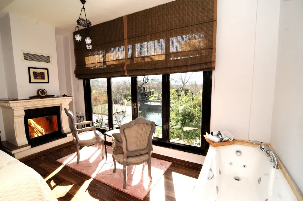 Nar Suite