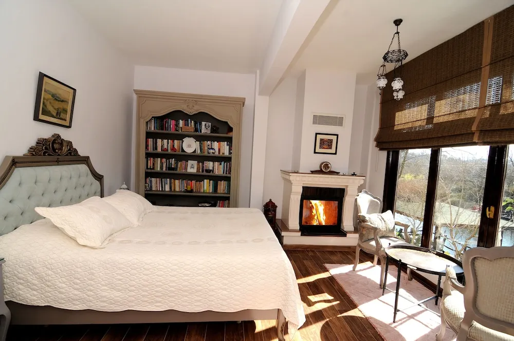 Nar Suite