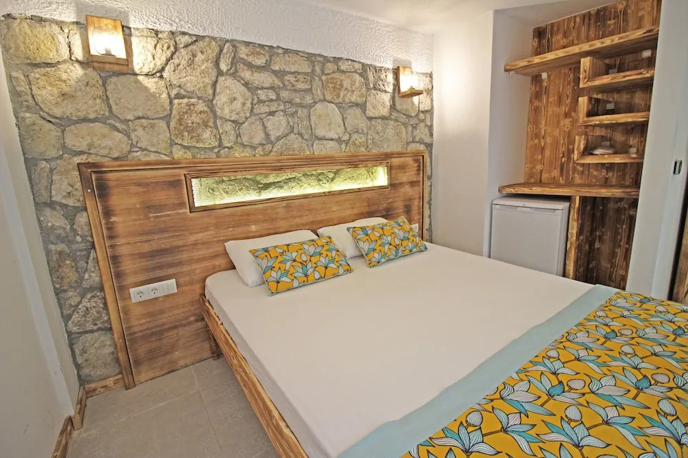 Standard Room, No View