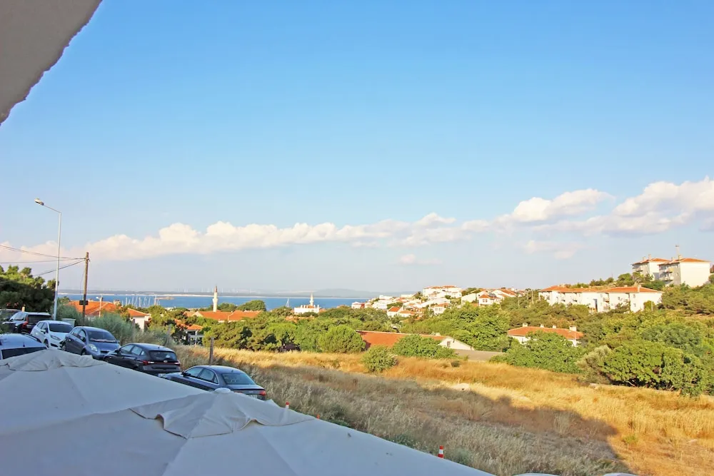 Economy Oda, Şehir Manzaralı