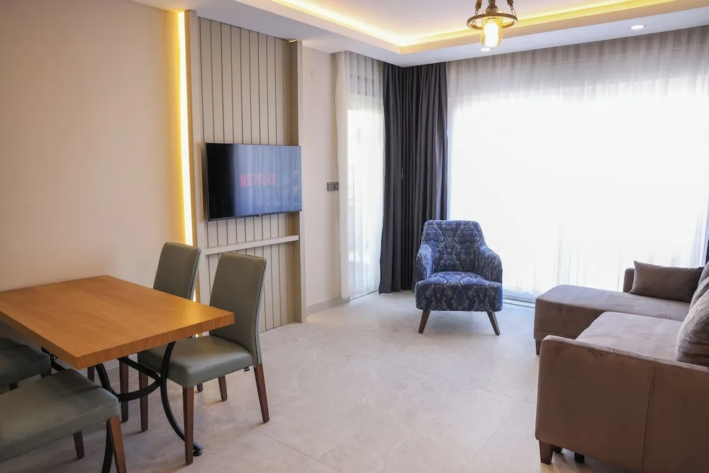 Deluxe Apart Daire, 1 Çift Kişilik Yatak ve Çekyat, Havuz Manzaralı