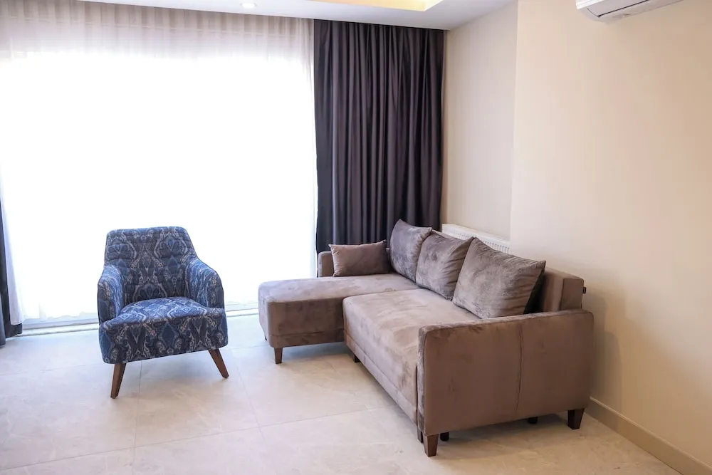 Deluxe Apart Daire, 1 Çift Kişilik Yatak ve Çekyat, Havuz Manzaralı