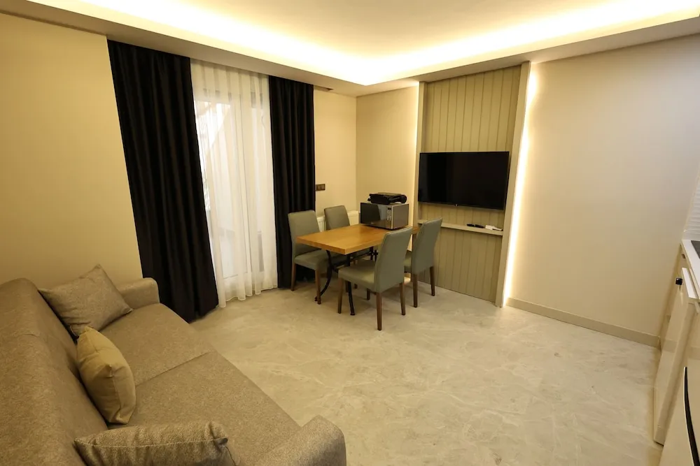 Luxury Daire, 1 Çift Kişilik Yatak ve Çekyat, Sıcak Su Küveti, Bahçe Manzaralı