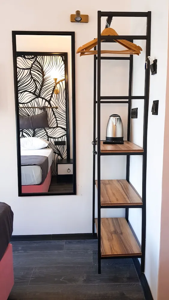 Design Tek Büyük veya İki Ayrı Yataklı Oda