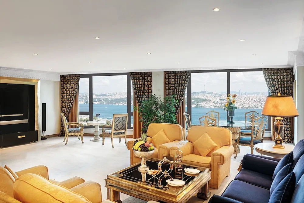 Grand Süit, 1 En Büyük (King) Boy Yatak, Sigara İçilebilir, Deniz Manzaralı (Grand)