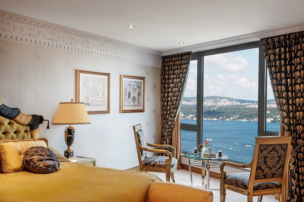 Grand Süit, 1 En Büyük (King) Boy Yatak, Sigara İçilebilir, Deniz Manzaralı (Grand)