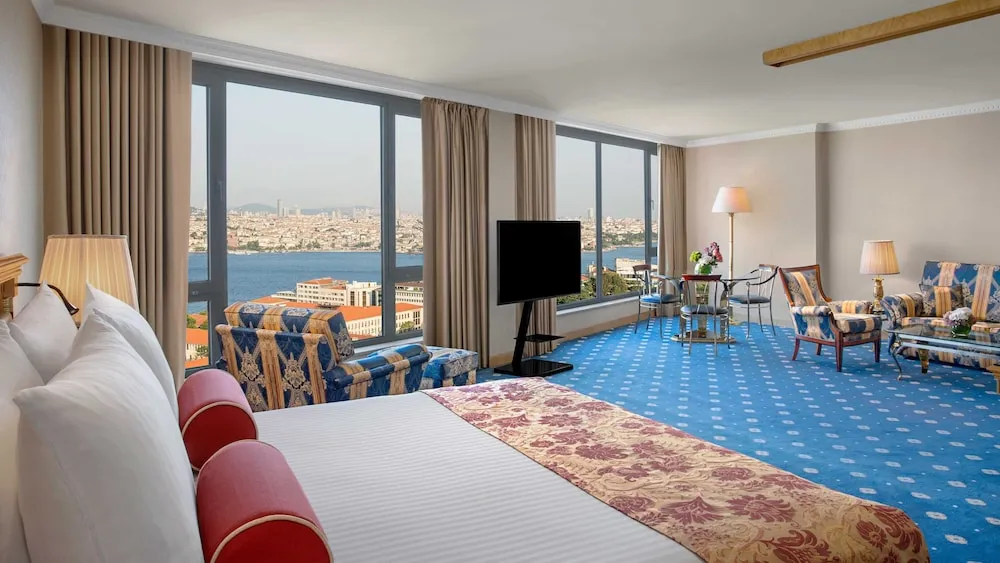 Süit, 1 Yatak Odası, Sigara İçilebilir, Deniz Manzaralı