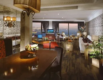 InterContinental İstanbul, bir IHG oteli